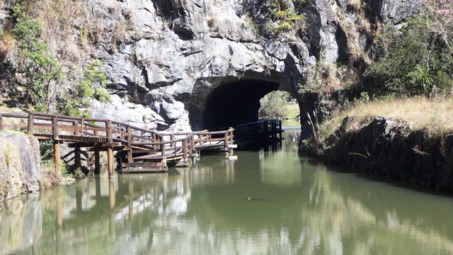 Túnel artificial no Parque Tanguá.