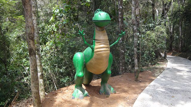 Jardim dos Pinhais Eco Parque - trilha dos dinossauros