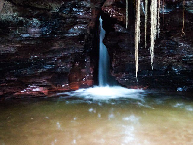 Cachoeira no Cânion Sussuapara