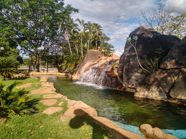 Cascata da Praça dos Girassóis