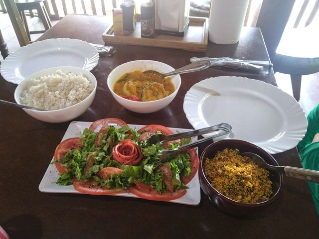 Almoço no restaurante da Trilha das Cachoeiras