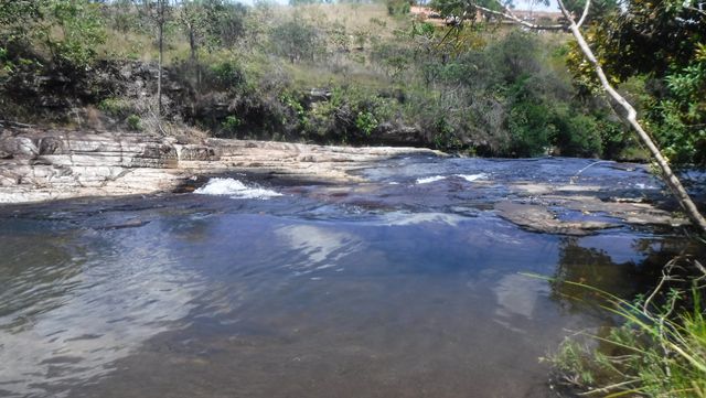 Poços para banho no Complexo Vargem Grande