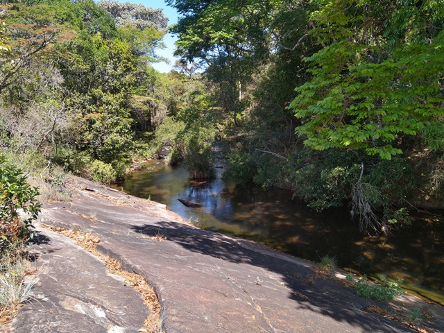 Trilha para a Cachoeira do Índio